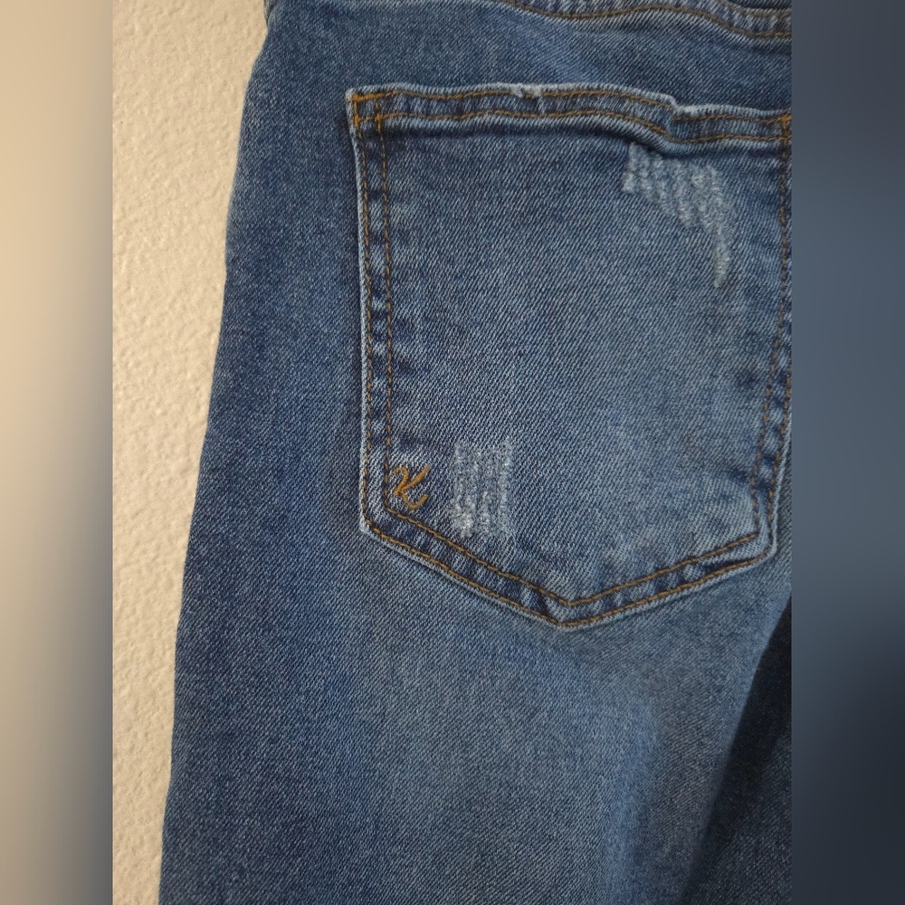 Kut From The Kloth Rachel Ripped Raw Hem Mom Jeans - Picture 10 of 10